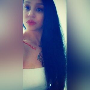 Meet your Posher, Kennya